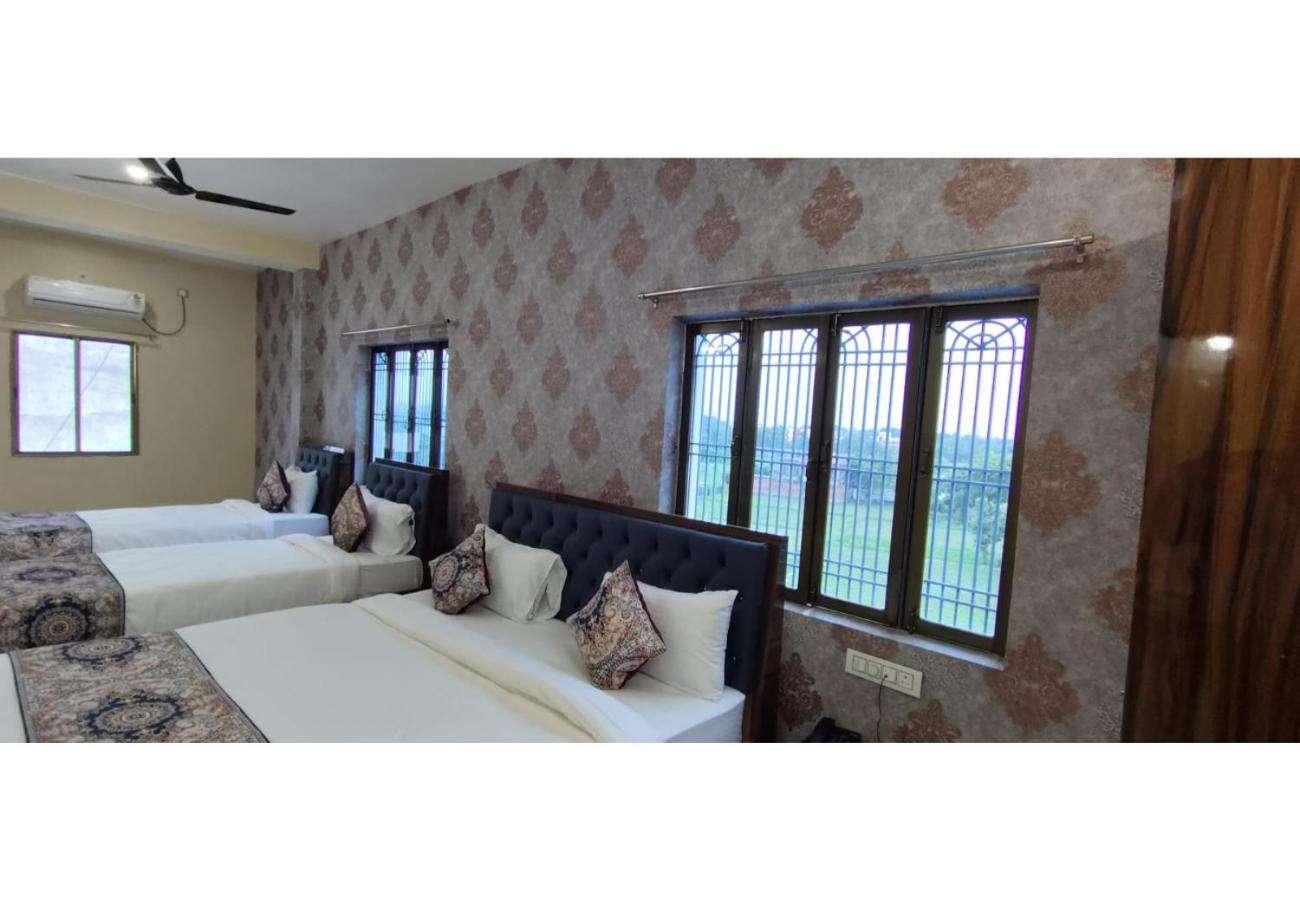 Gk Hotel And Restaurant Varanasi Exterior foto